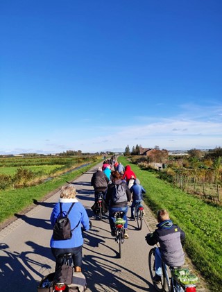 Jaarlijkse familie fietstocht naar de telers